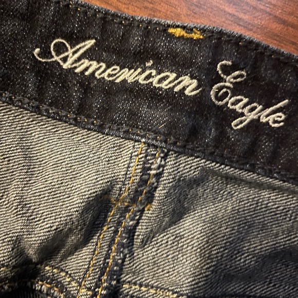 American Eagle Cutoff Denim Raw Hem Shorts - Picture 5 of 5